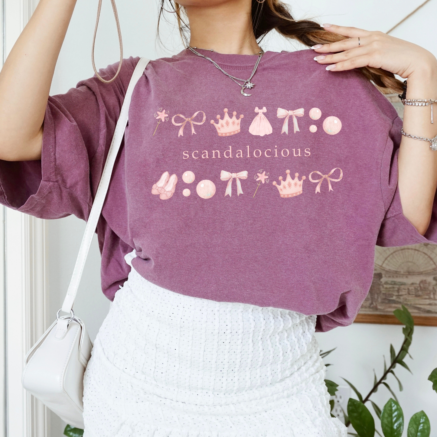 🫧 Scandalocious Wicked-Inspired Glinda Aesthetic Tee
