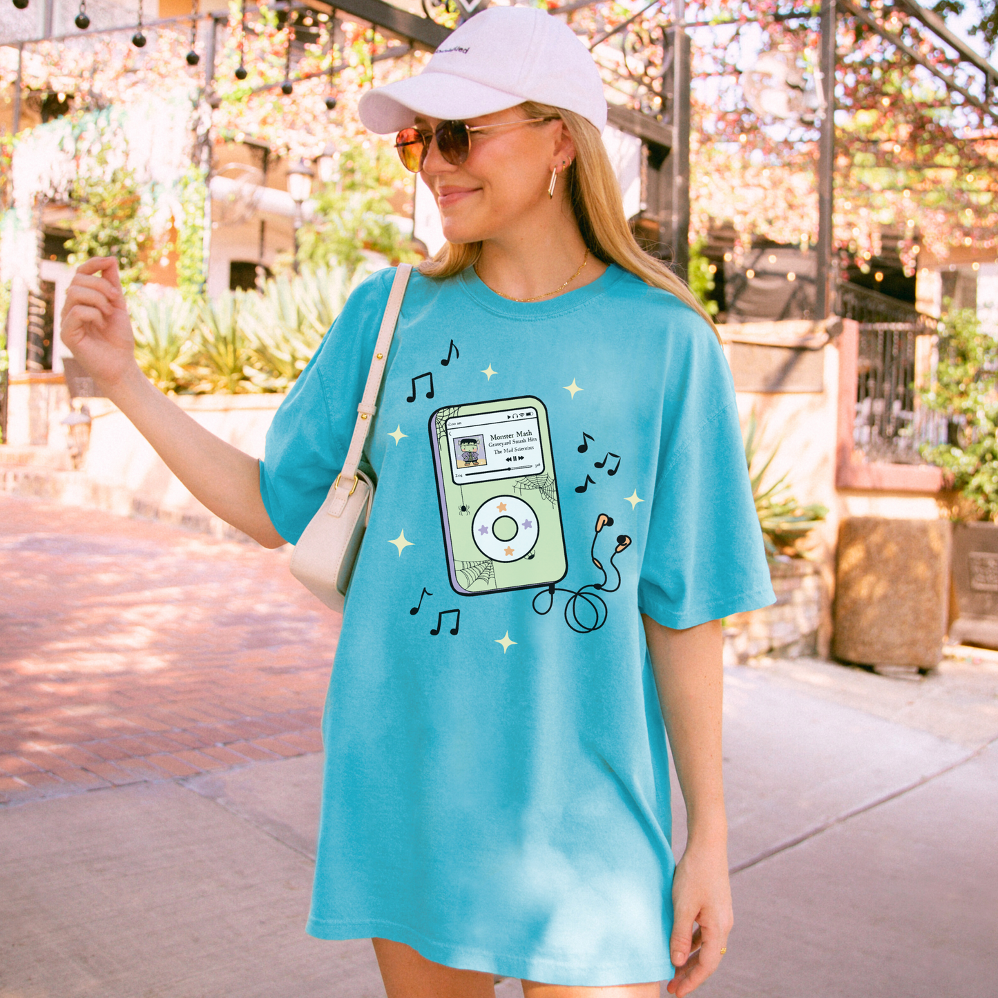 MONSTER MASH IPOD Nostalgic Halloween Tee