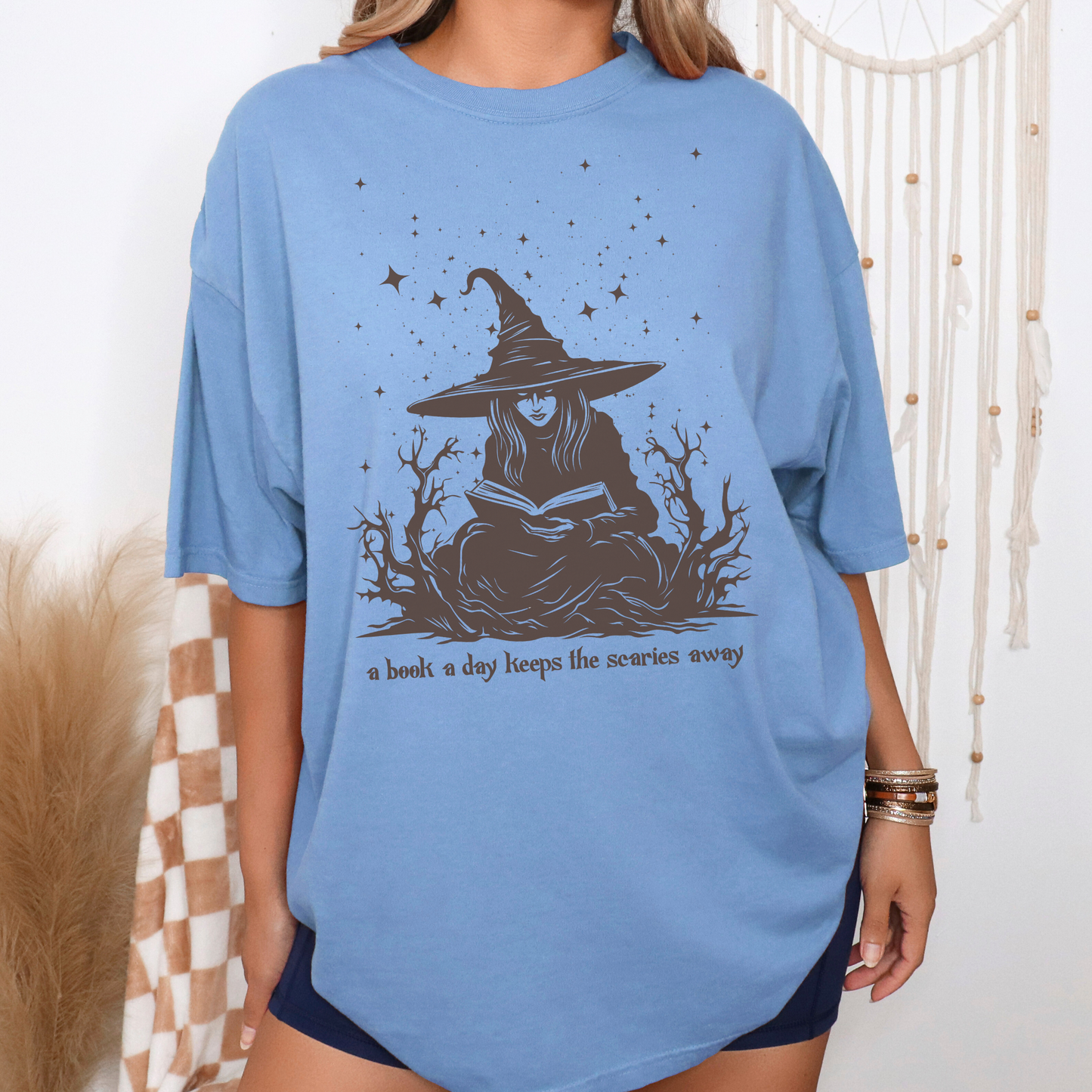BOOKISH WHIMSICAL WITCH Fall & Halloween Tee
