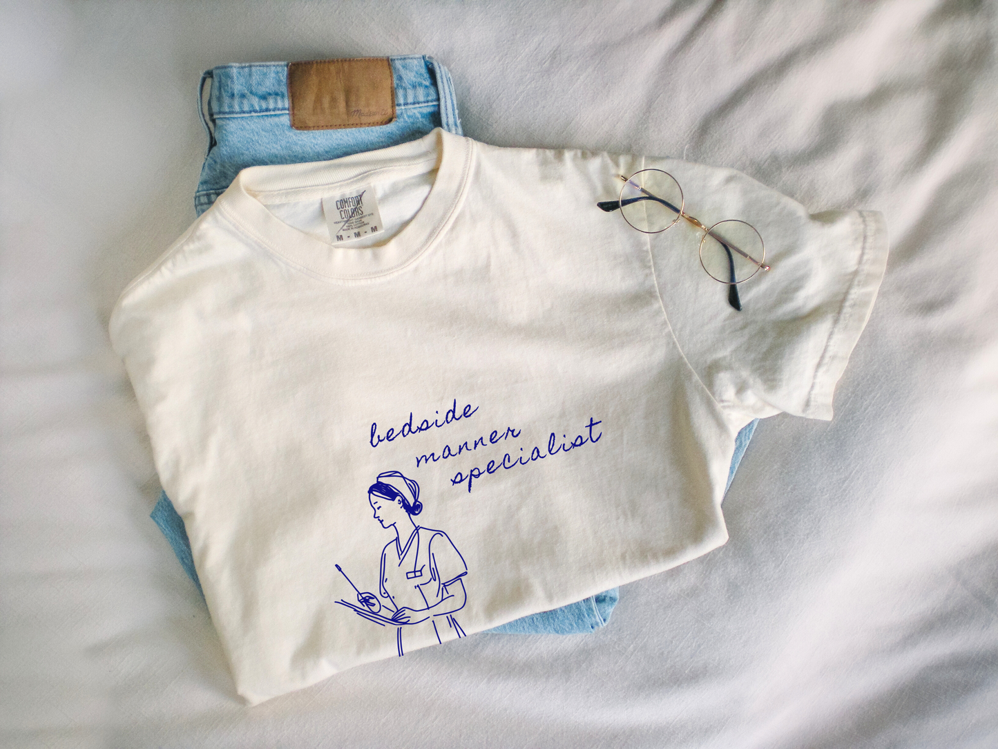 💉 Bedside Manner Specialist Nurse & Healthcare Worker Tee