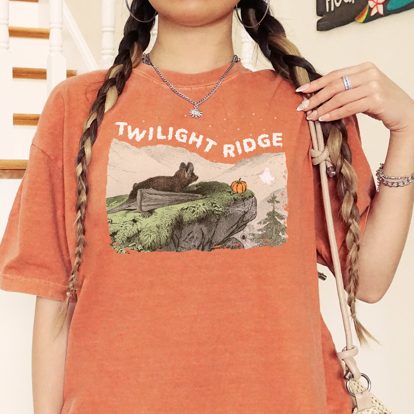 TWILIGHT RIDGE VINTAGE BAT Halloween Tee